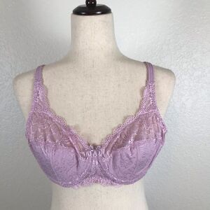 Barely Breezies lace underwire bra 36B‎